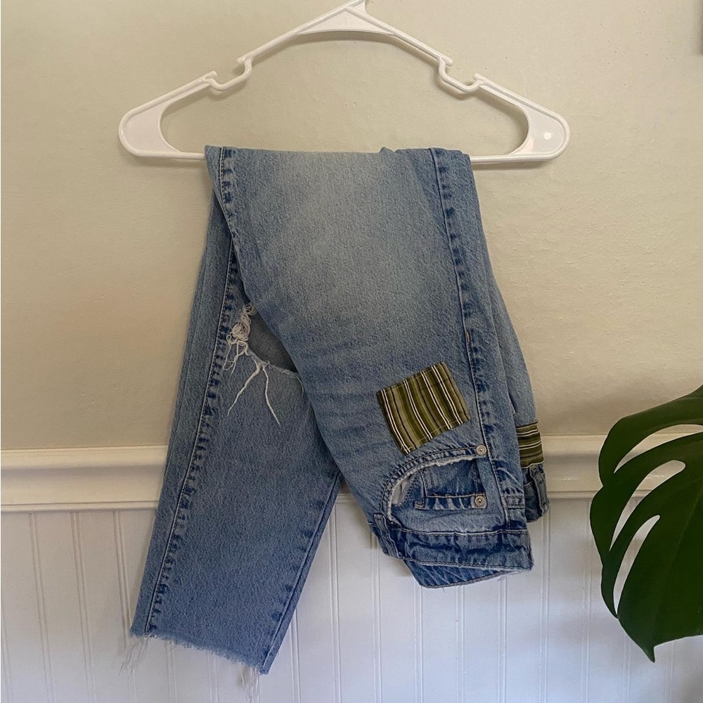 Medium Wash High-rise Patchwork Jeans with Frayed Hem